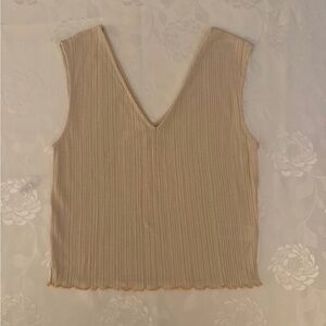 NWOT Everlane Beige Sleeveless Ribbed Crop Top with Scalloped Hem Size S